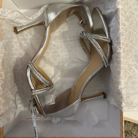 Brand new. Jewel Badgley Mischka stilleto heels. - Picture 4 of 5